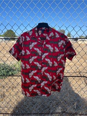 Men's Short Sleeve Button-Up Shirt